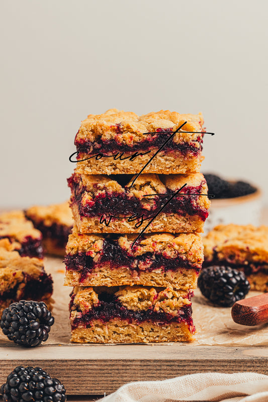 Blackberry Crumble Bars (Exclusive Recipe)